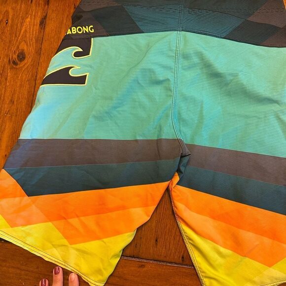 Billabong Teal and Black Striped Shorts - Picture 1 of 4
